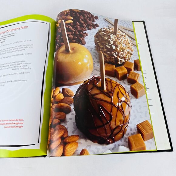 Vintage Cookbook Favorite Brand Name Delightful & Frightful Halloween Recipes - Picture 13 of 16